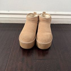 Ultra Mini Uggs 