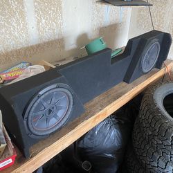 Silverado speaker box