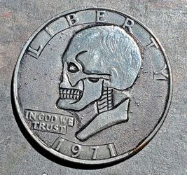 Hand Carved Skull 1971 Eisenhower Hobo Dollar Coin 
