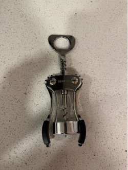Wine opener