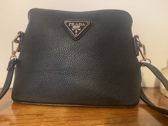 Black leather purse