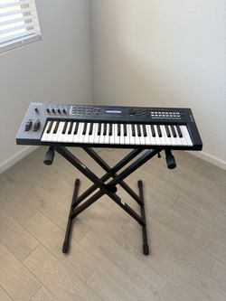Yamaha MX49