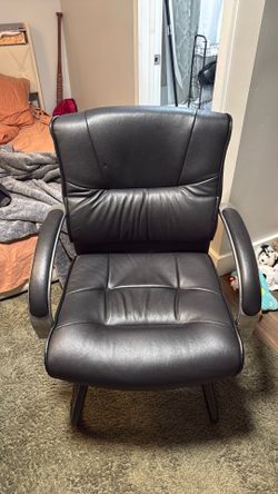 Desk chair