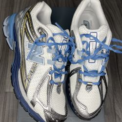 White Silver Blue Nb 1906r