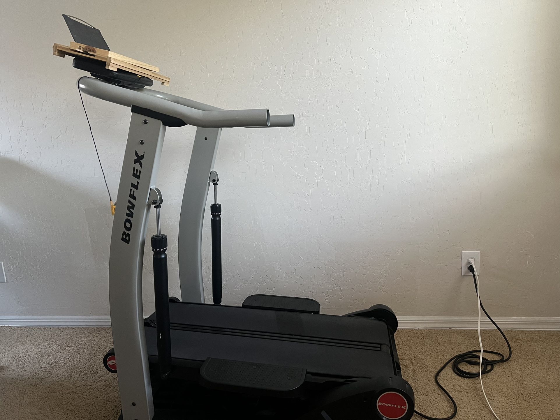 Bowflex TC1000 TreadClimber $2900 New! Kept Indoors, Killer Condition!