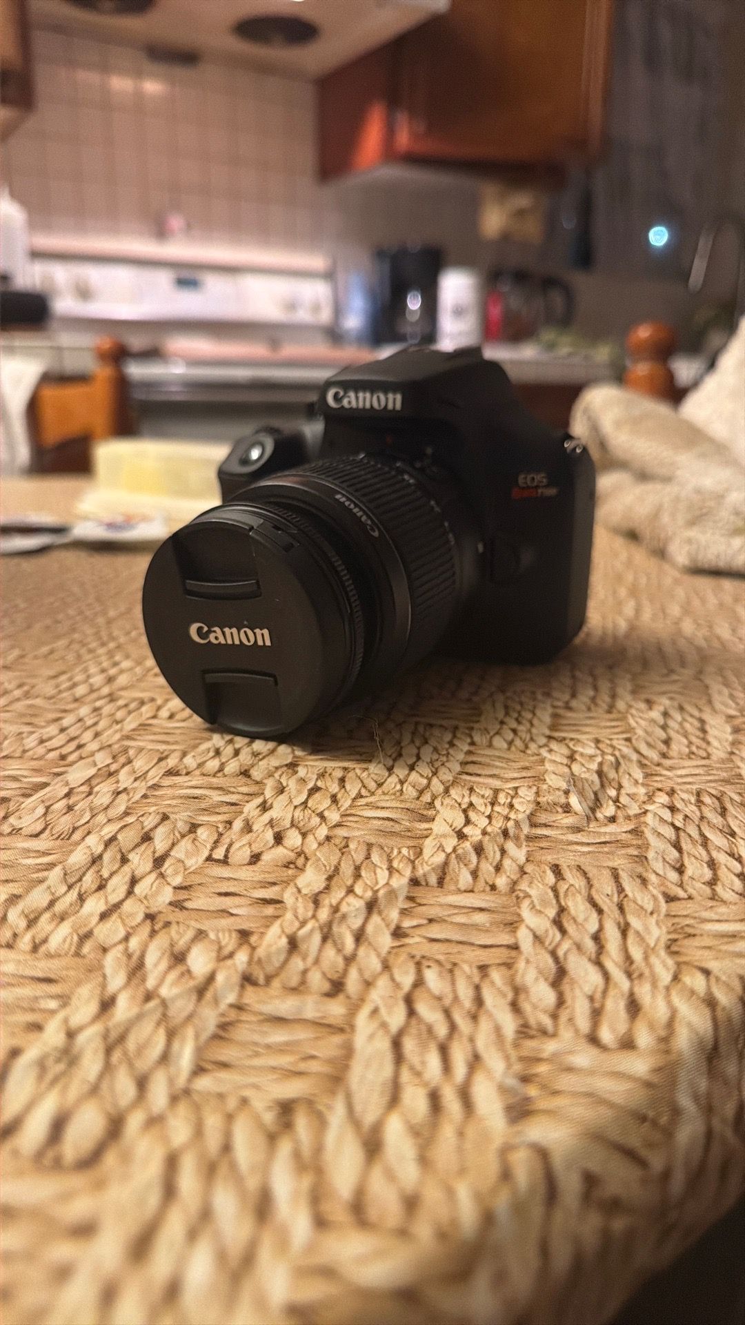 Canon Eos Rebel T100