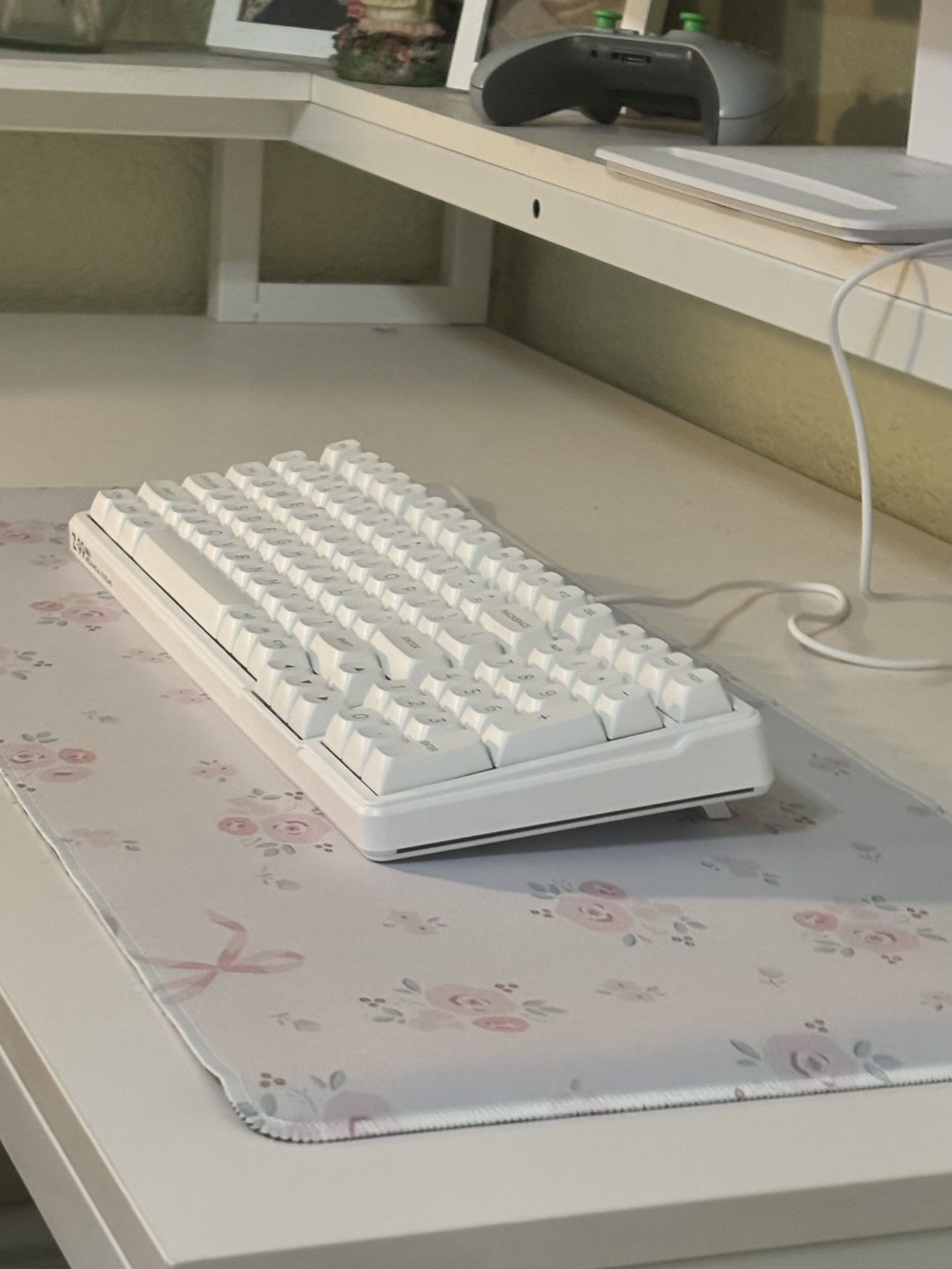 FLORAL MOUSEPAD