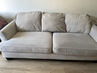 Grey couch / Sofa