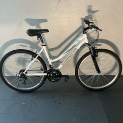 BICYCLE ROADMASTER 18 SPEED SIZE 26 BRAND NEW 