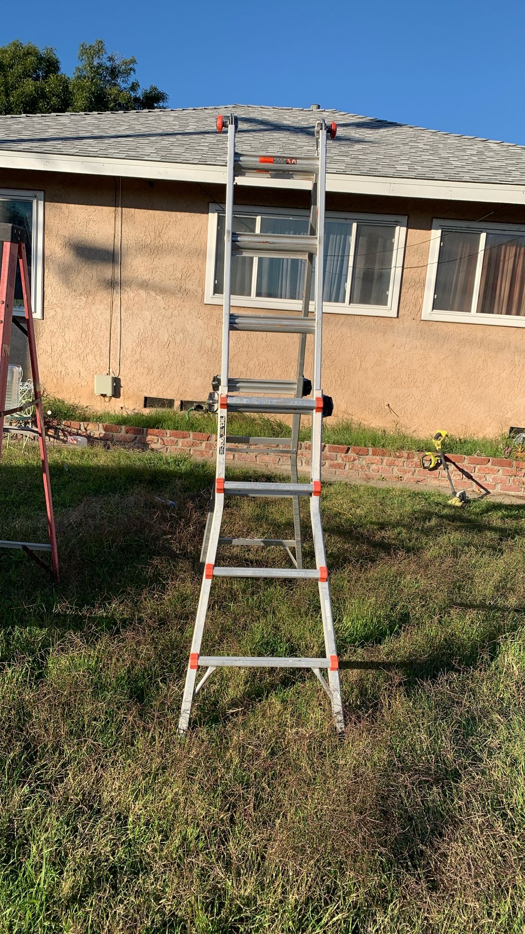 LADDER LITTLE GIANT MULTI FEET, LADDERS FOR SALE MAKE OFFERS