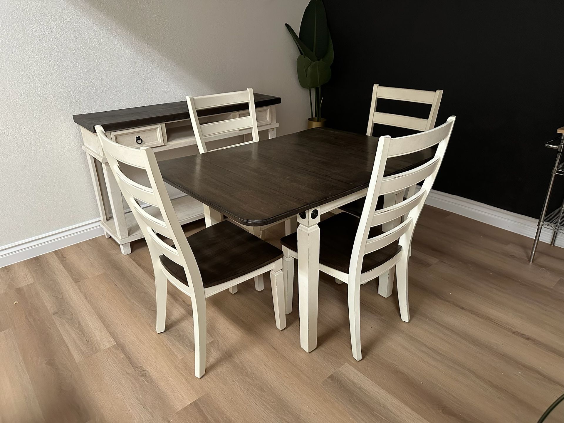 Dining Table & Matching Buffet Table