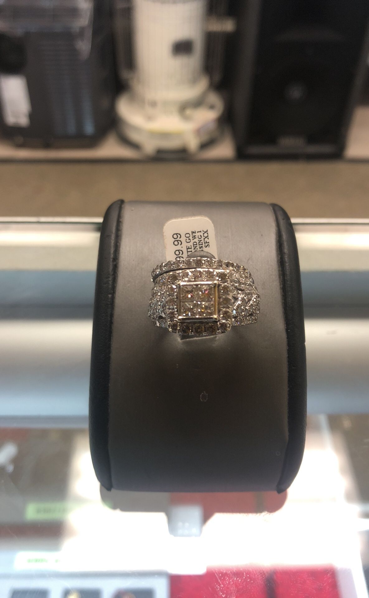 14kt White Gold Wedding Set