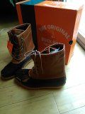 Women's Duck Boots 8. 5
