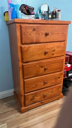 Dresser