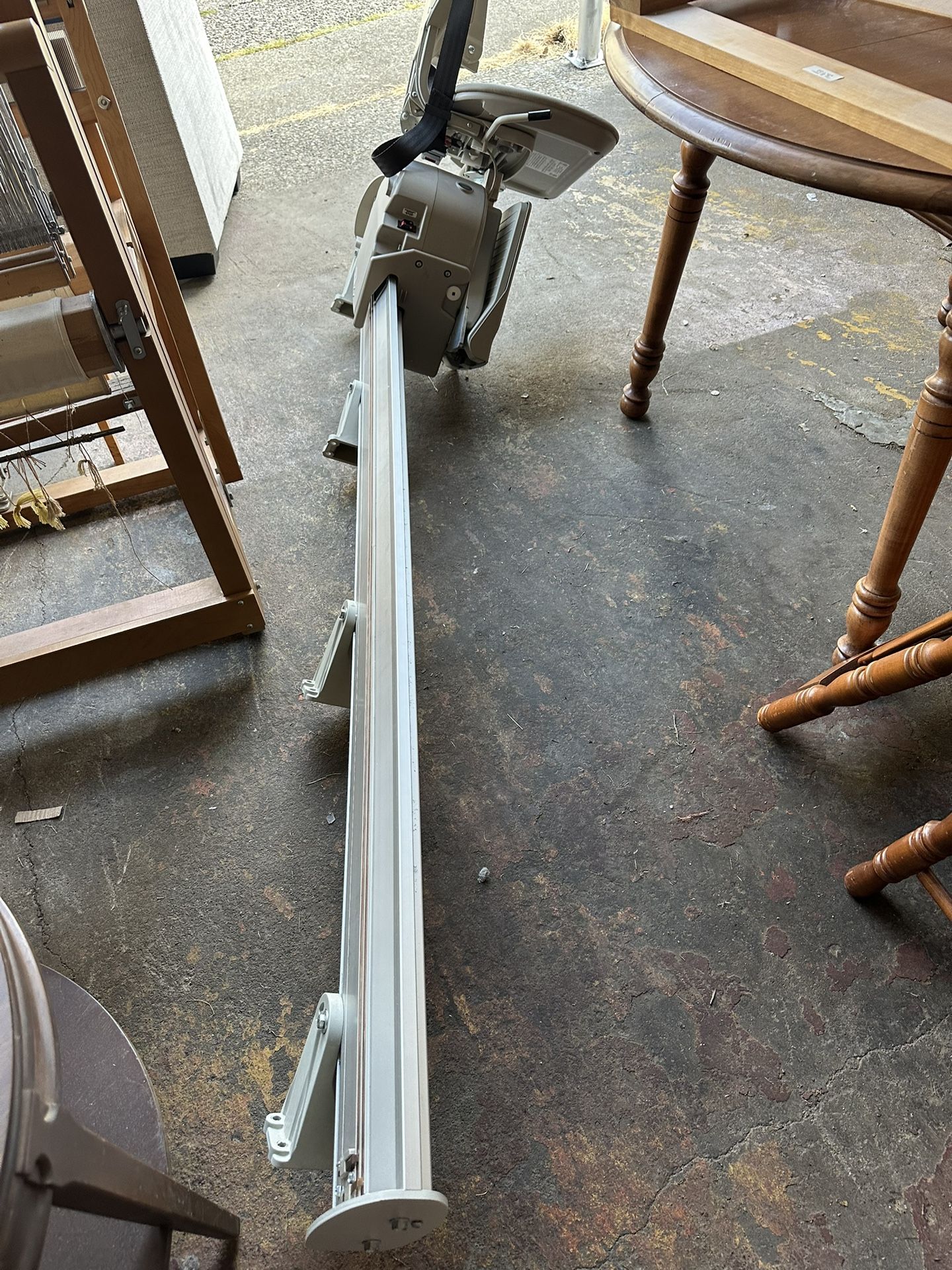 Electric Stair Lift (DELIVERY OFFERED)