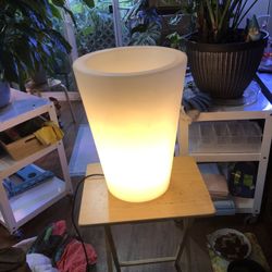 Hard Plastic Stand For Plants Etc/ 8ft Cord/ Drain Holes, Can Use Other Colored Lights 