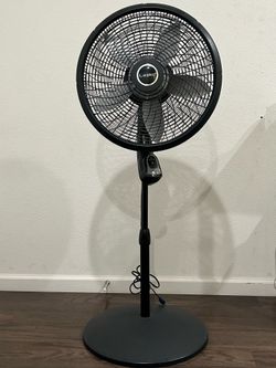 Lasko adjustable height pedestal fan