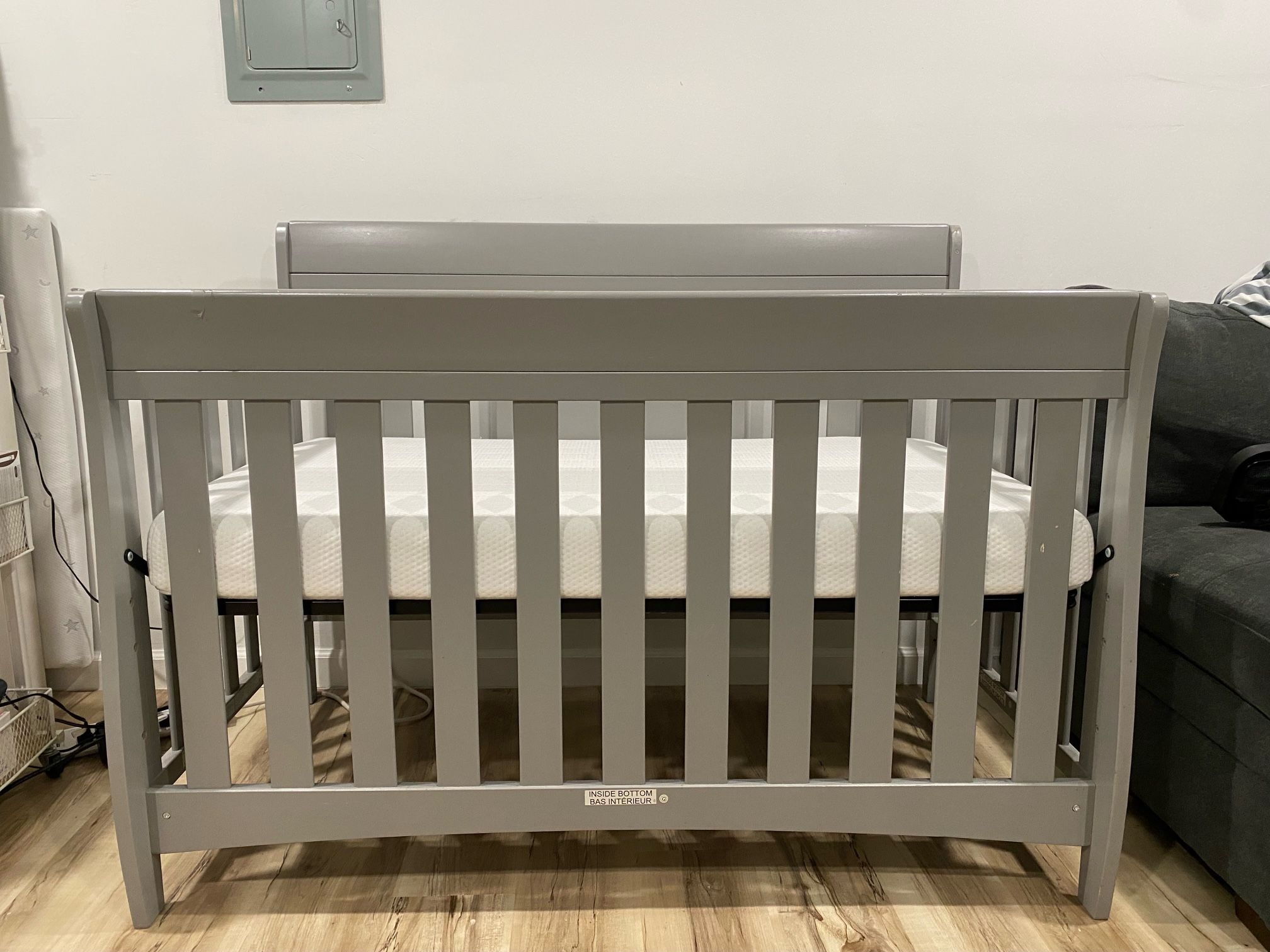 Convertible Crib