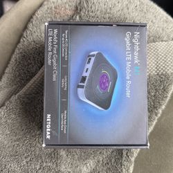 Netgear Nighthawk Mobile Router 