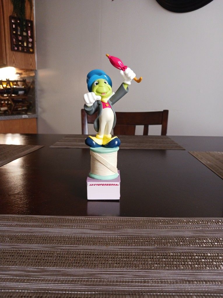 Disney Pinocchio Jiminy Cricket Photo Frame Holder Statue
