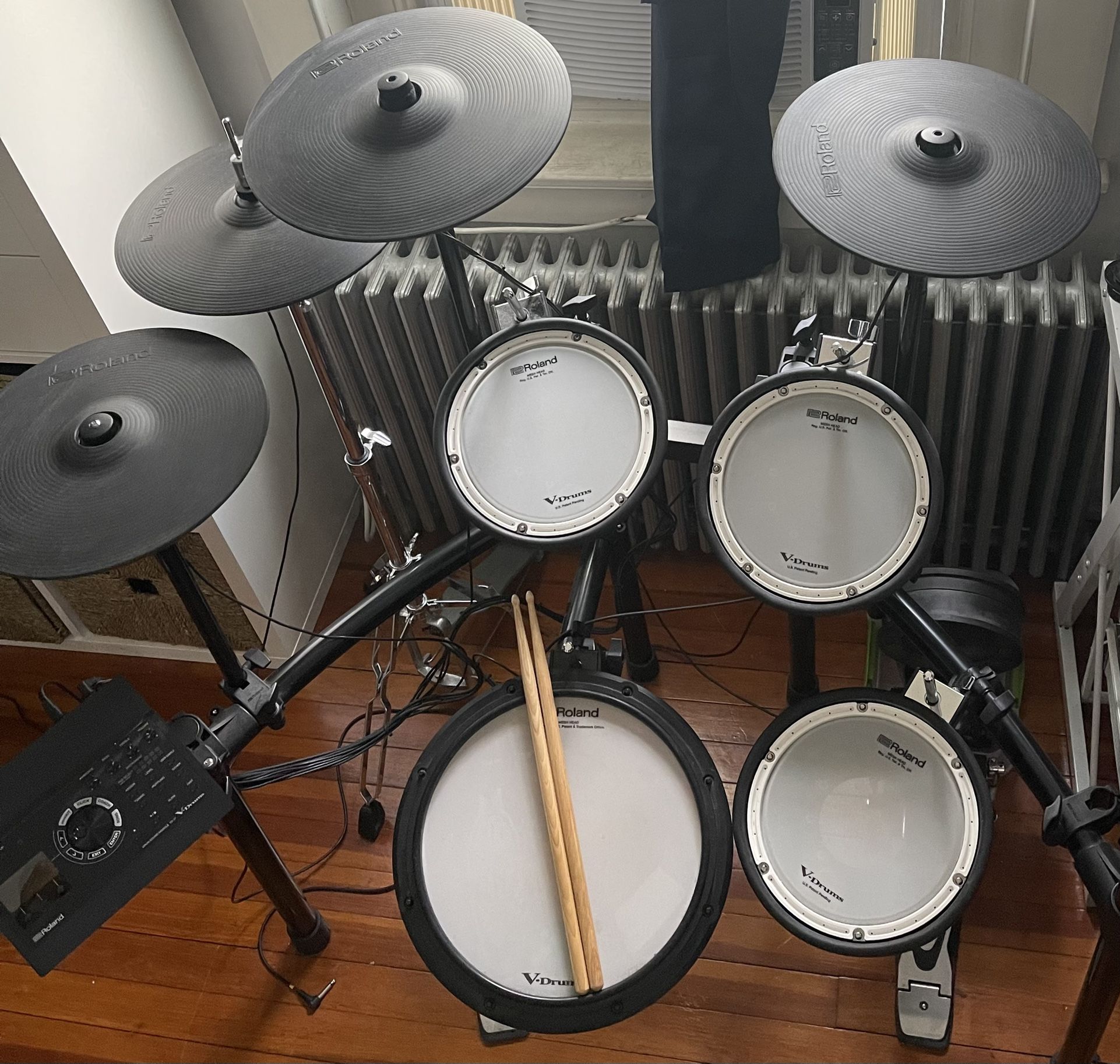 roland td17 (slightly used)