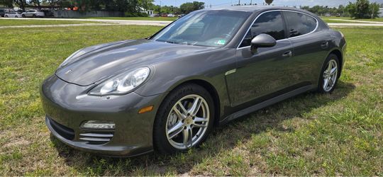 2013 Porsche Panamera
