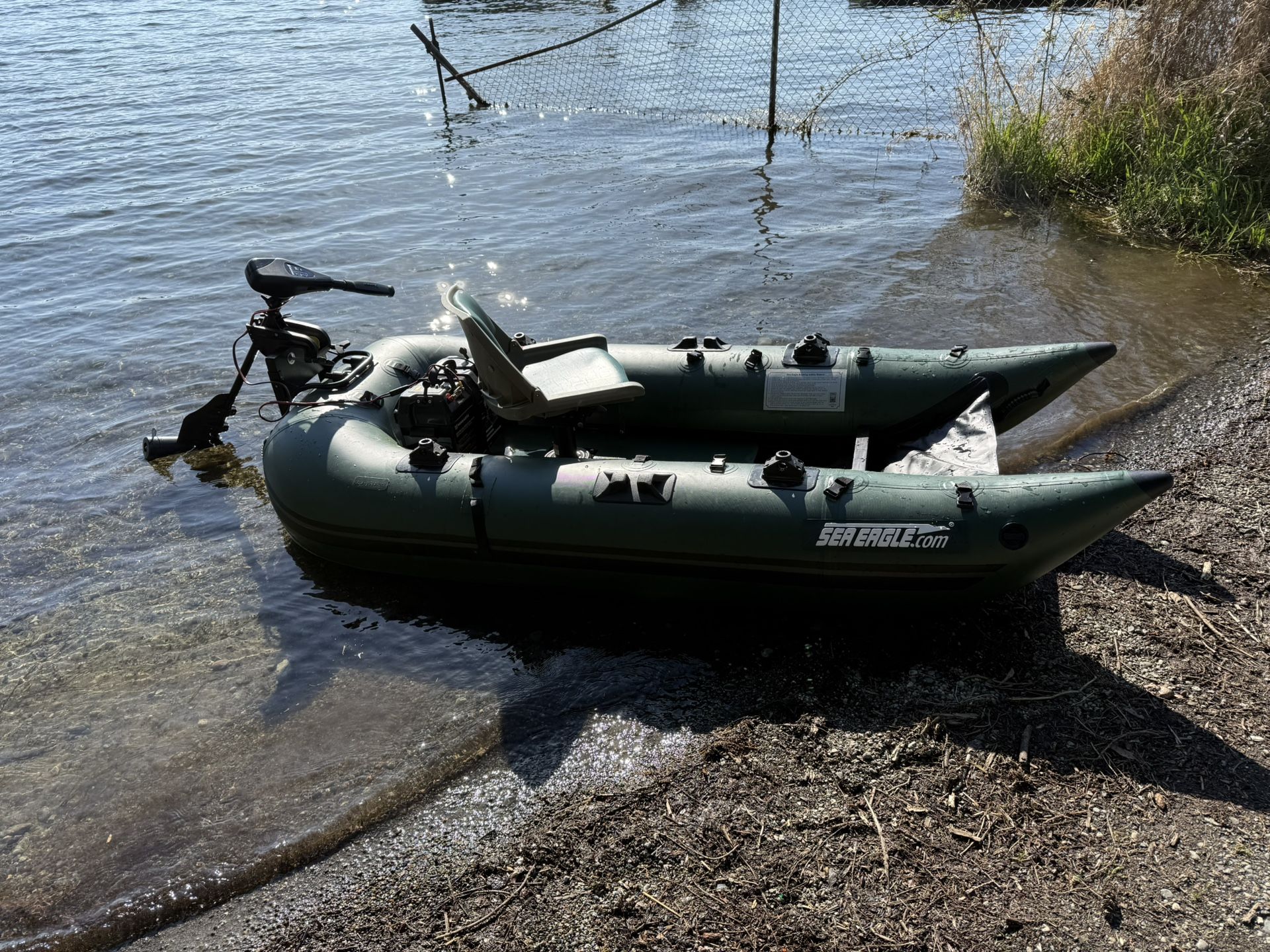 Sea Eagle 285 Frameless Inflatable 9’ Pontoon Fishing Boat