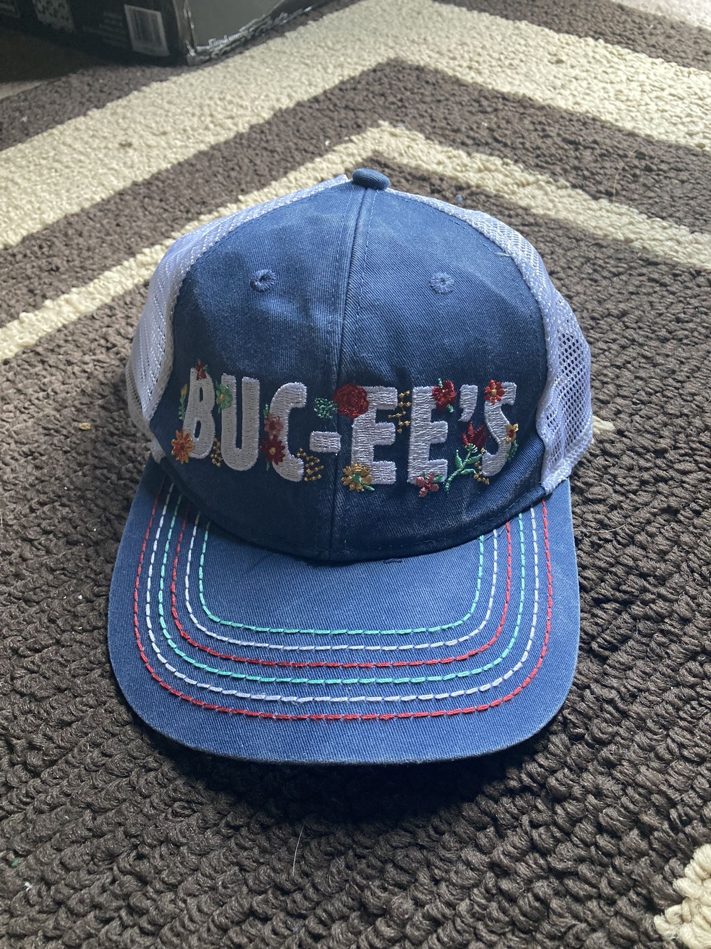 Woman’s BUCEES CAP. (Used)
