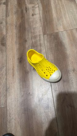 Converse  size 12.    $5.00