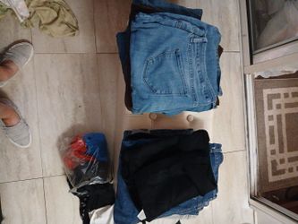 Women shorts,jeans,and Capri