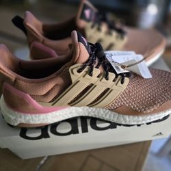 Adidas Ultraboost ATR 1.0 Women's Size 9