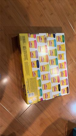 Play-Doh Multi-Color Variety Pack Set of 35