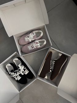 Alo Yoga Low-Top Sneakers – 3 Pairs