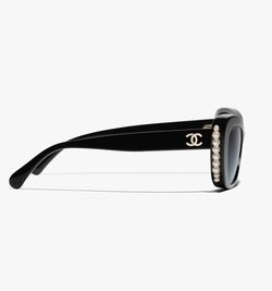 Chanel cat eyes black sunglasses