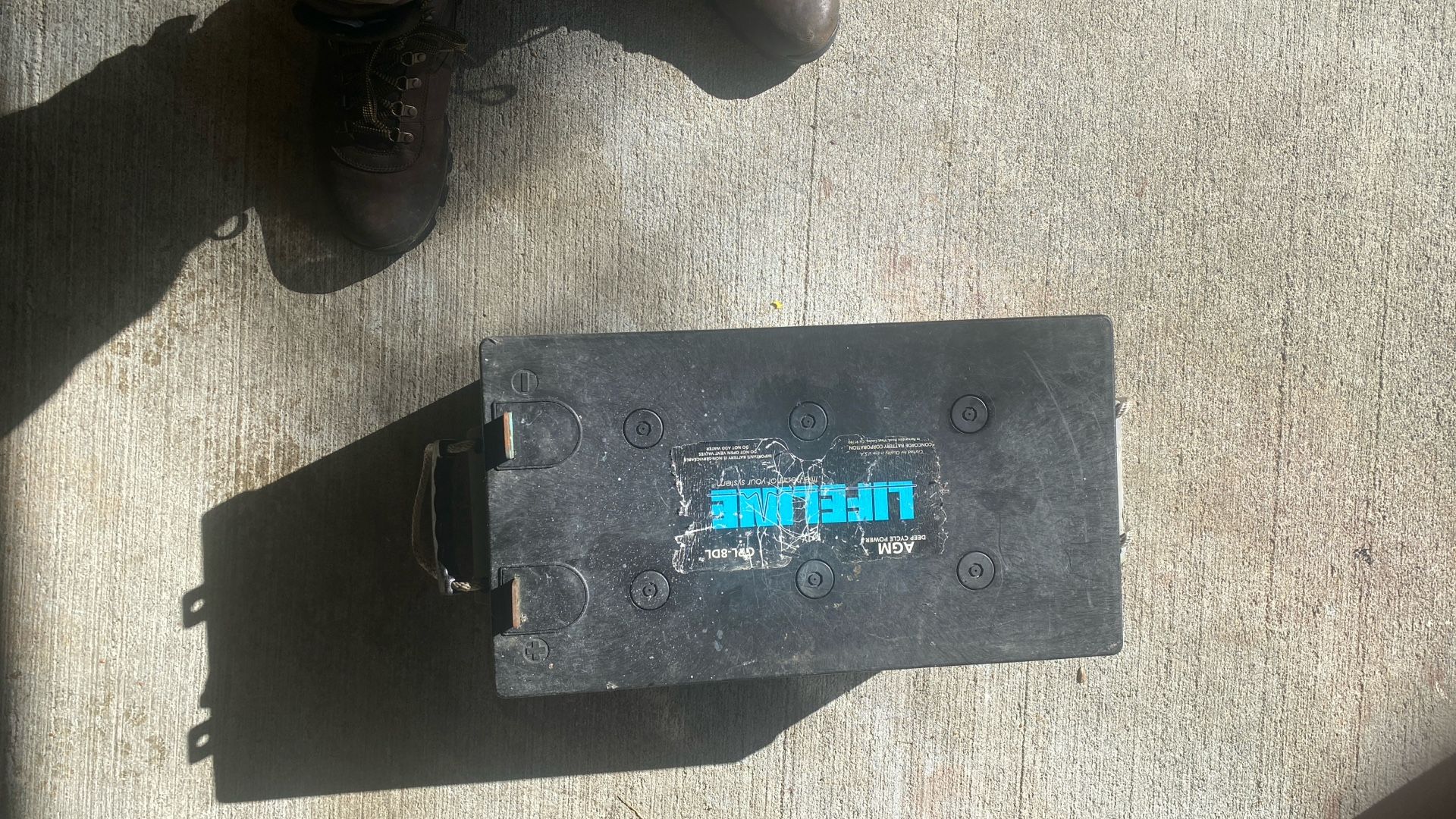 AGM Deep Cycle Battery