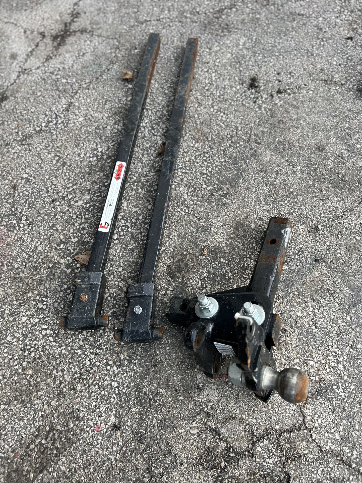E2 model# 92-00-1200 hitch