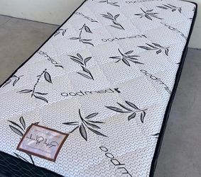 Black bamboo twin size set