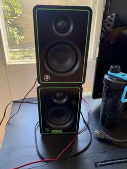 Mackie CR4-XBT Creative Reference 4" Multimedia Monitors with Bluetooth (Pair)
