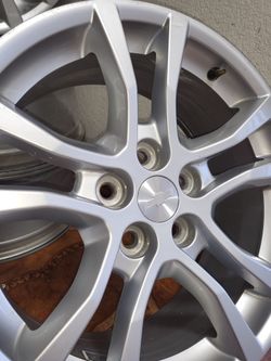 Set of 2020 Chevy. Camaro aluminum   rims. Great condition  asking $275 obo