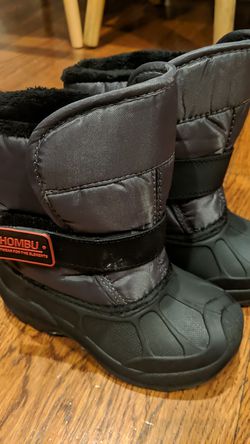 Toddler snow boots size 10