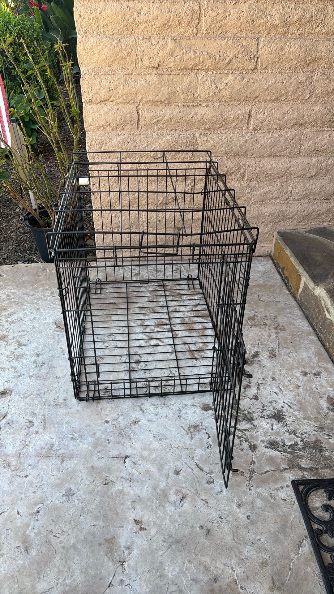 Dog kennel