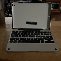 CLAMCASE Keyboard Case 8.5”
