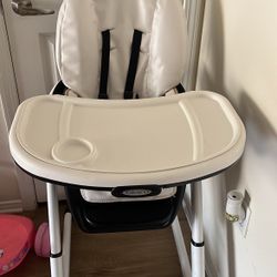 Adjustable Hi Chair
