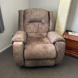 Super Soft Comfortable Recliner 
