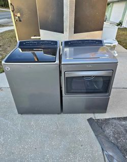 Large Whirlpool Washer And Dryer