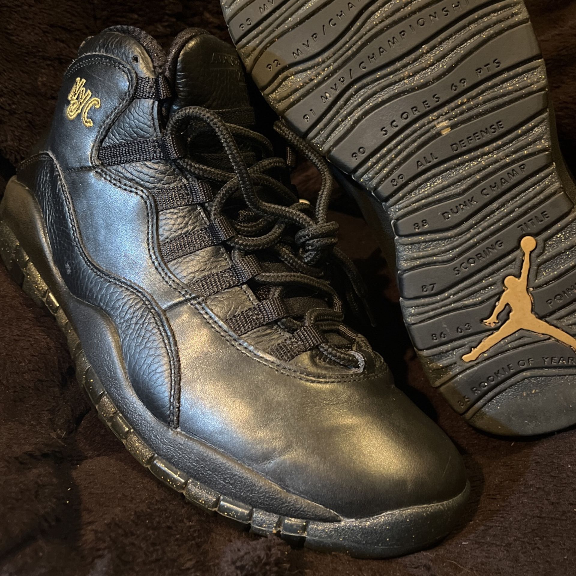NYC JORDAN 10s