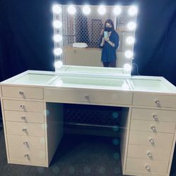 Brand New In Sealed Box Vanity Set(Desk And Touchscreen Led Mirror)