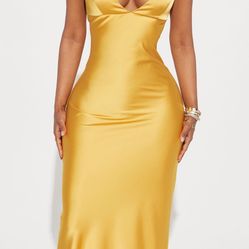 Sarah Backless Satin Maxi Dress - Mustard Small for Sale in Torrance, CA - OfferUp Sarah Backless Satin Maxi Dress - Mustard Small for Sale in Torrance, CA - OfferUp