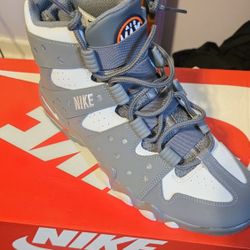  Barclay. Size 10