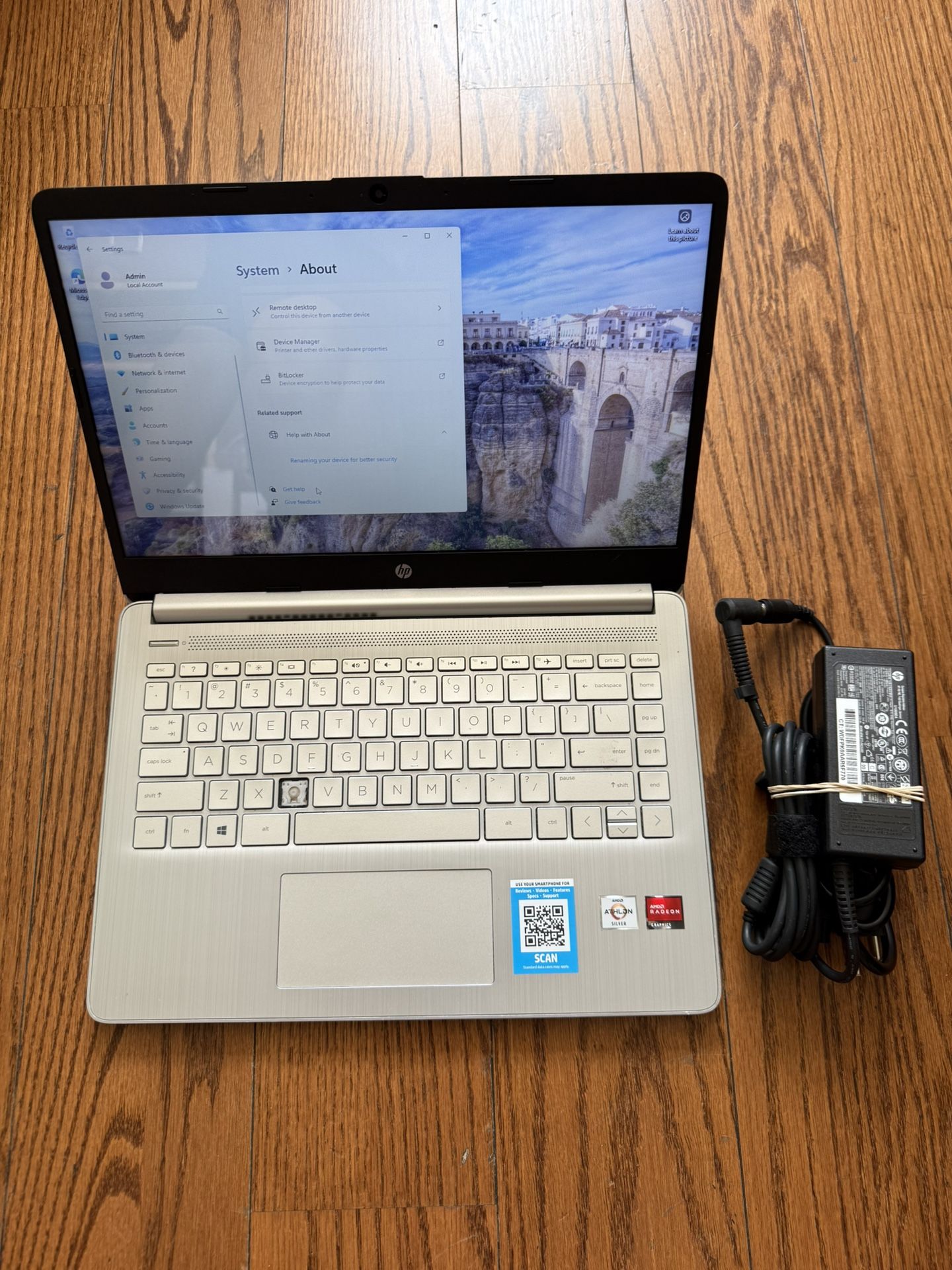 HP Laptop 14”/4GB RAM/64GB eMMC/Windows 11/$99